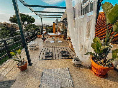 Letto matrimoniale da spiaggia in legno bianco crema