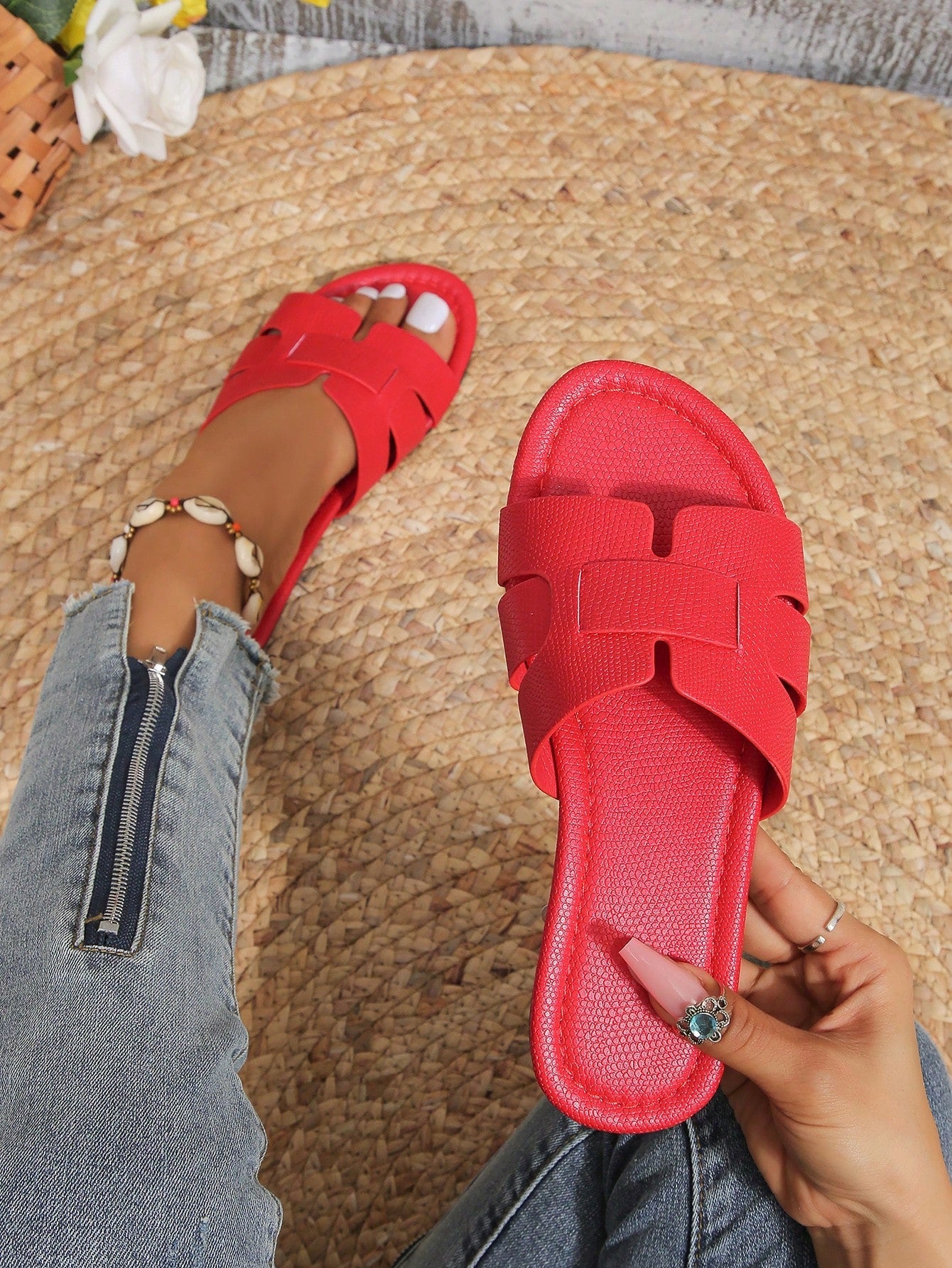 Euforia estiva : eleganti sandali effetto pelle di serpente