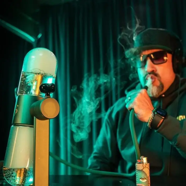 Vantaggi per i fumatori ❤️ La pipa a gravità