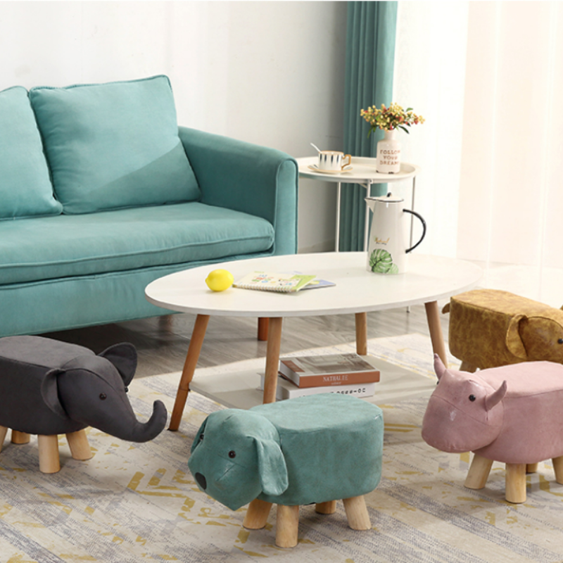 Sgabello per divano ispirato agli animali per il vostro soggiorno