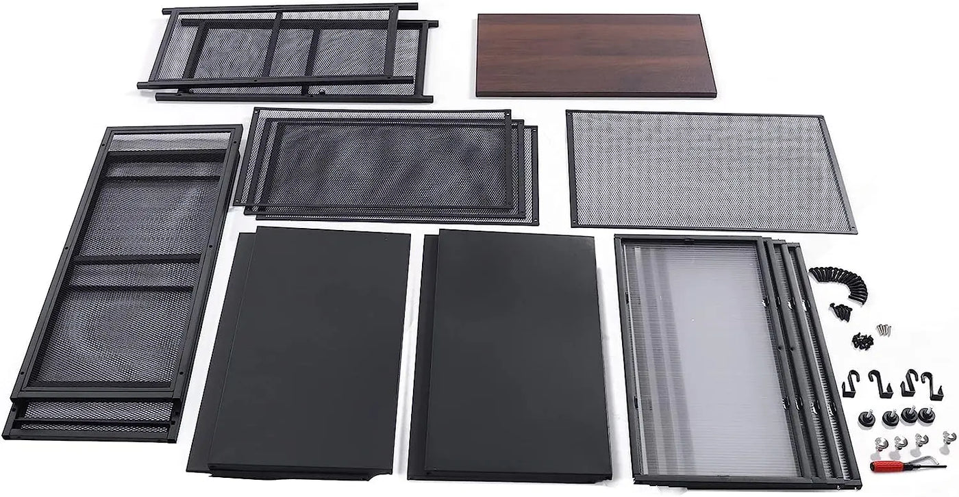 Scaffale organizzatore per stoviglie in cucina