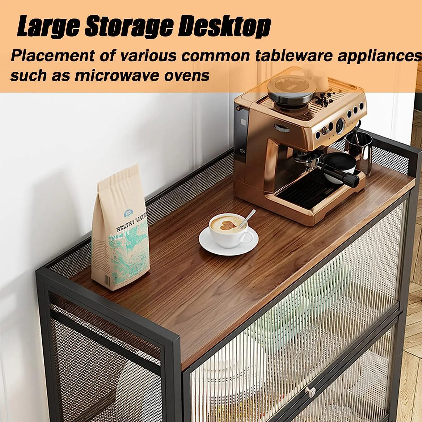 Scaffale organizzatore per stoviglie in cucina