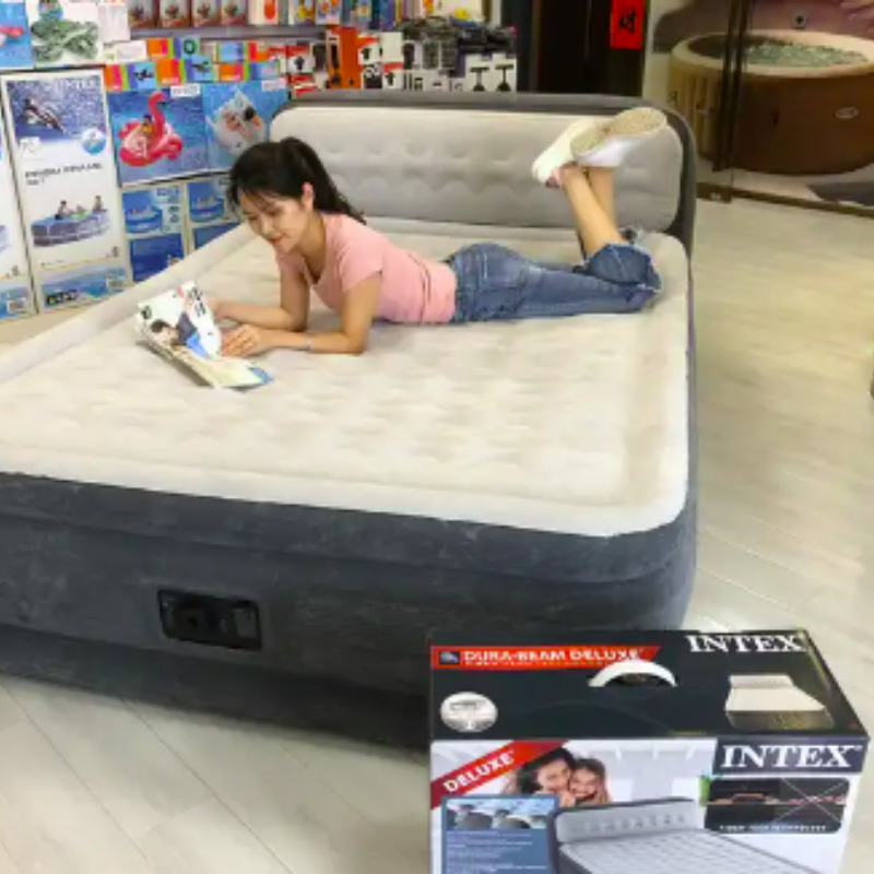 Materasso gonfiabile doppio con pompa ad aria e schienale