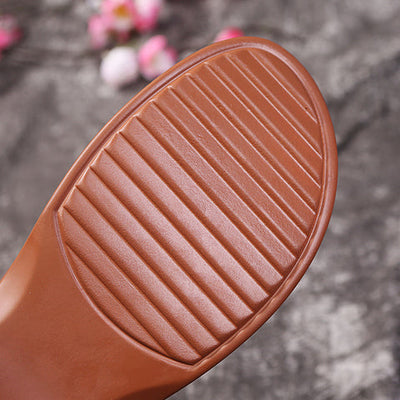 Sandali con piattaforma ricamata da donna