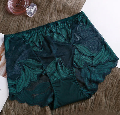 Seta Biancheria intima fatta a mano in pizzo