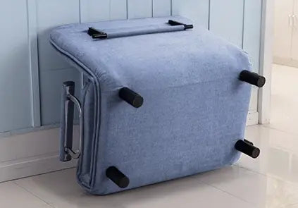 Pratico divano letto pieghevole con tessuto traspirante