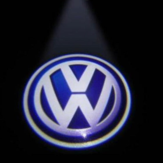 Proiettore di luce di benvenuto con logo 3D della porta dell'auto