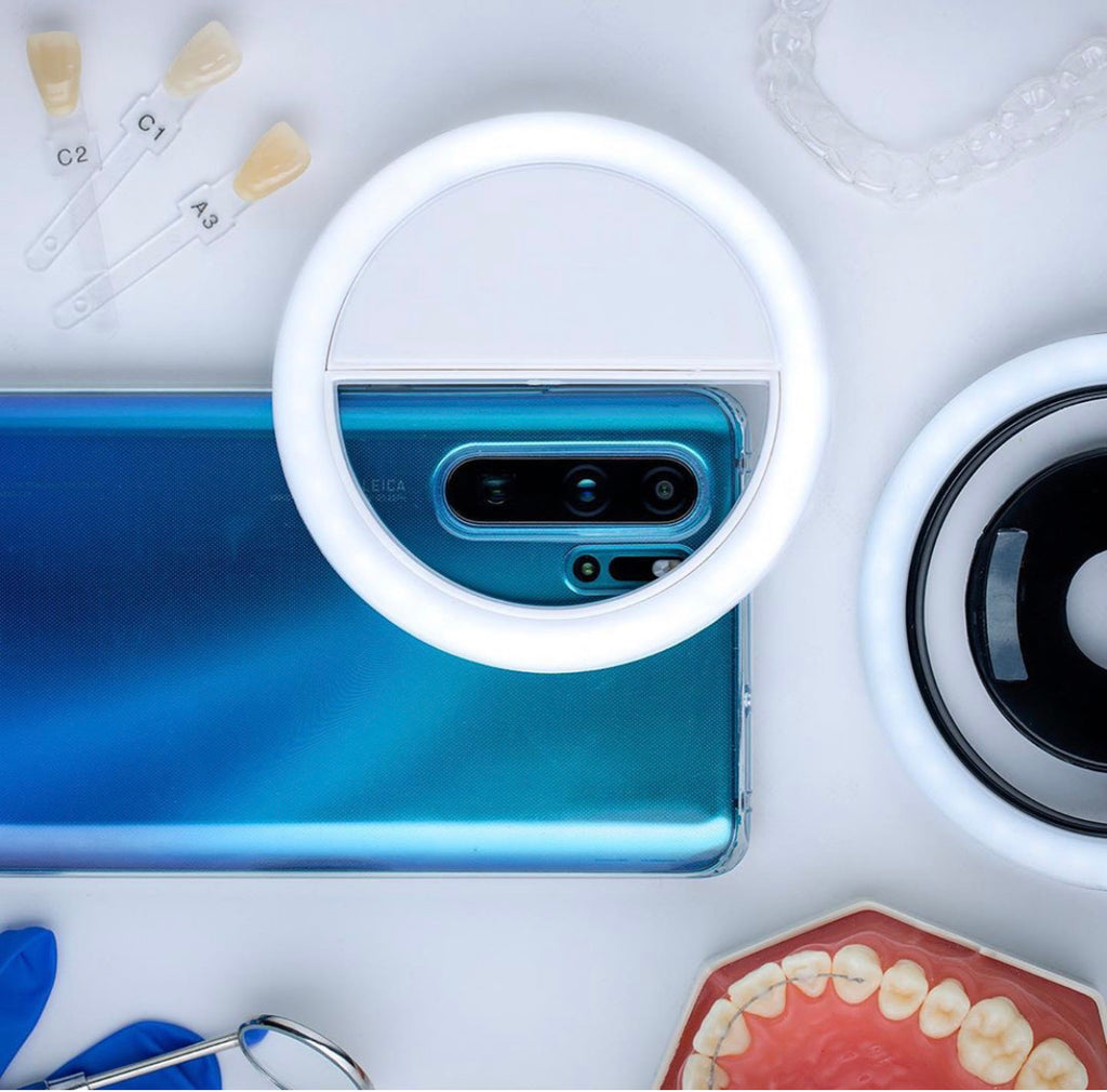 Flash anulare a LED per smartphone