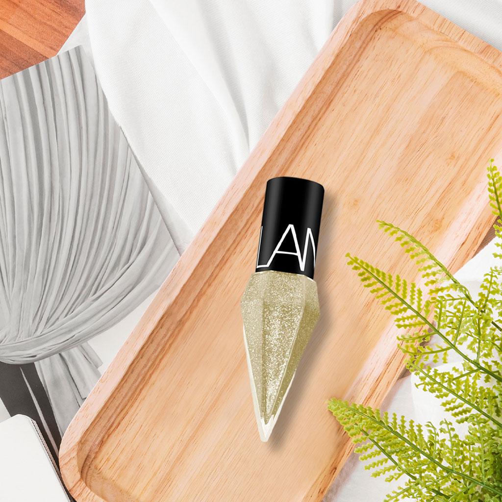 EYELINER LIQUIDO DIAMANTE SCINTILLANTE